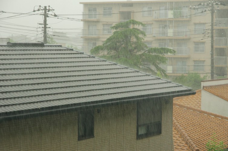 4つの雨漏りの原因と“世界最強”の対策法で快適な梅雨を