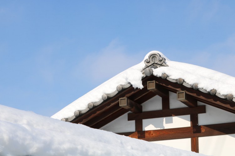 断熱性に優れた瓦屋根で、日本の冬を快適に！～世界中で認められている瓦の断熱性能～